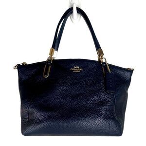 Small Coach Madison Kelsey Shoulder Bag in Navy Pebbled Leather Pre-Loved
